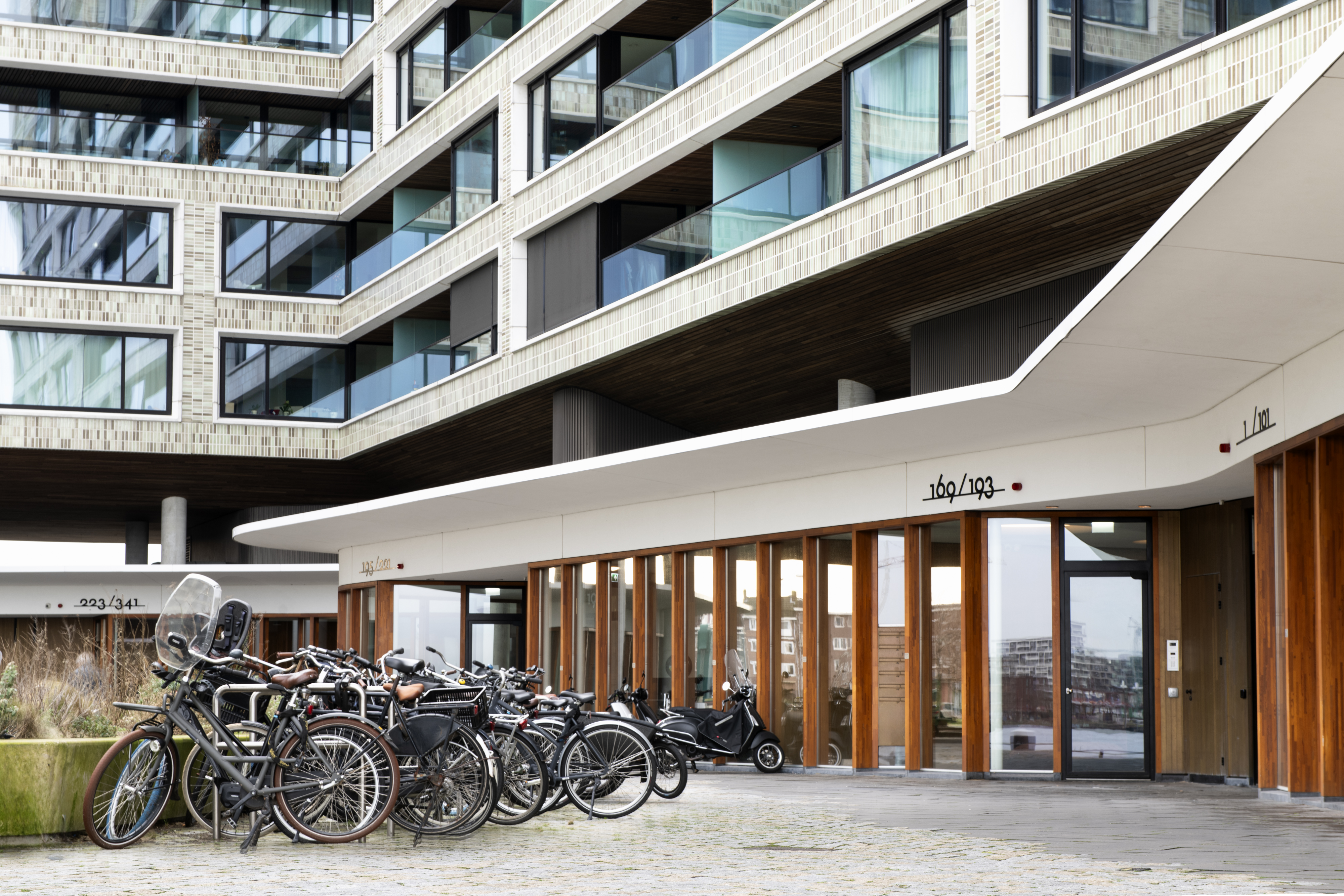 Eric Vokel Boutique Apartments - Riverfront Suites 24/27