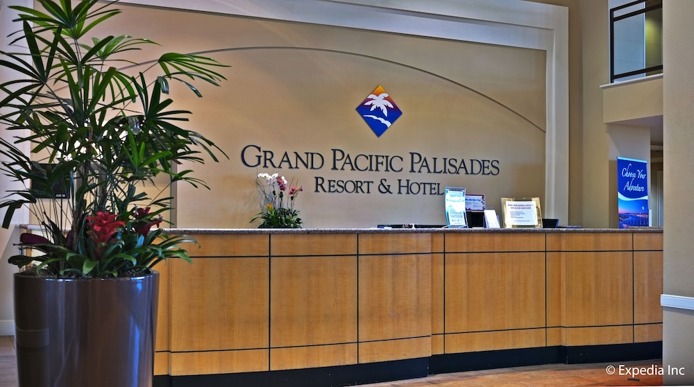 Grand Pacific Palisades Resort Hotel 9/71