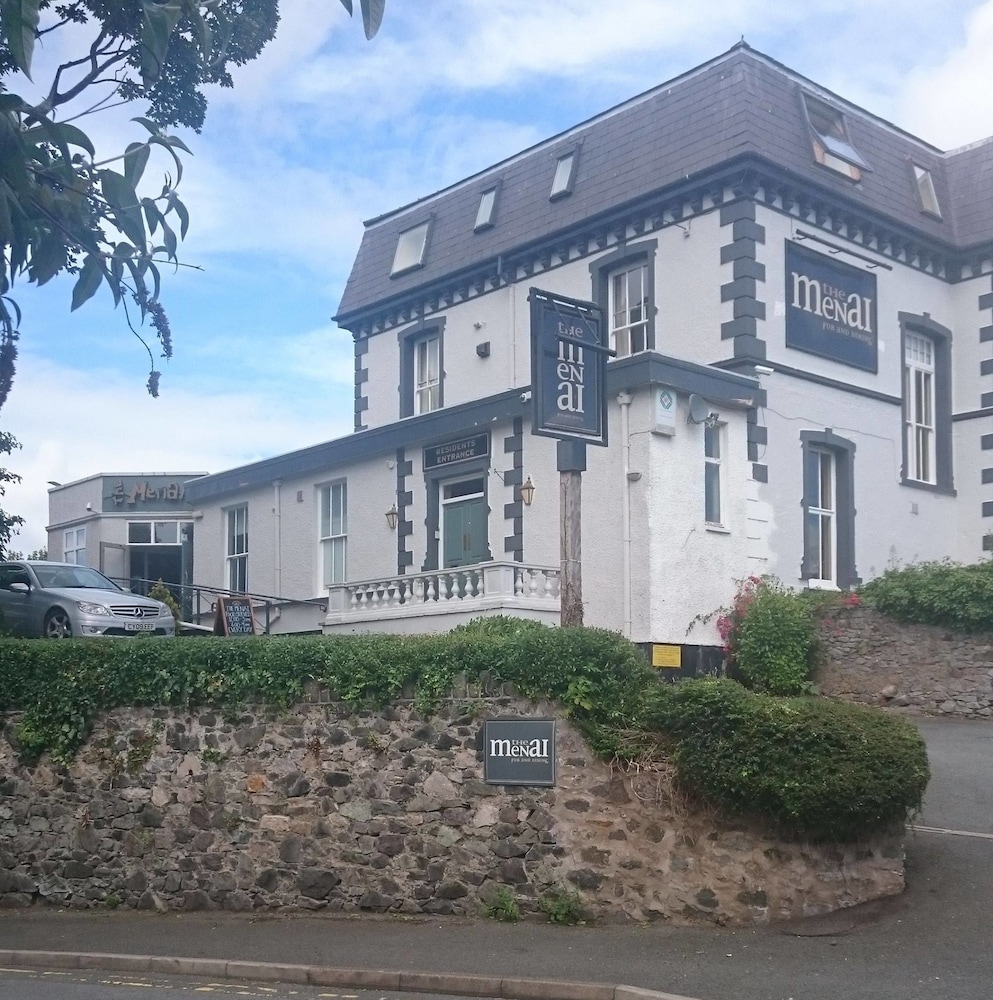 The Menai Hotel 1/46