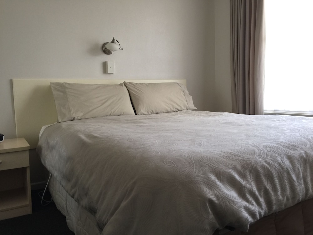 Ashleigh Court Motel 16/50