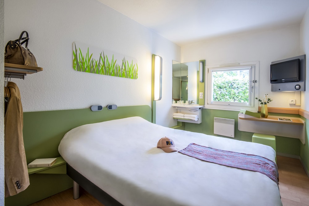 Ibis Budget Nanterre La Defense 12/52