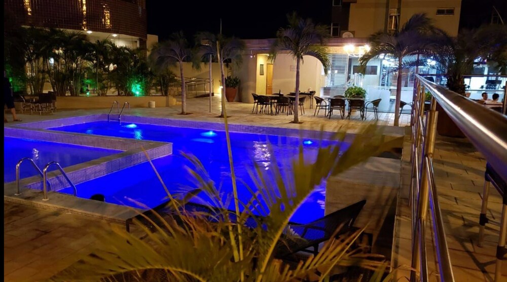 Garbos Trade Hotel 5/58