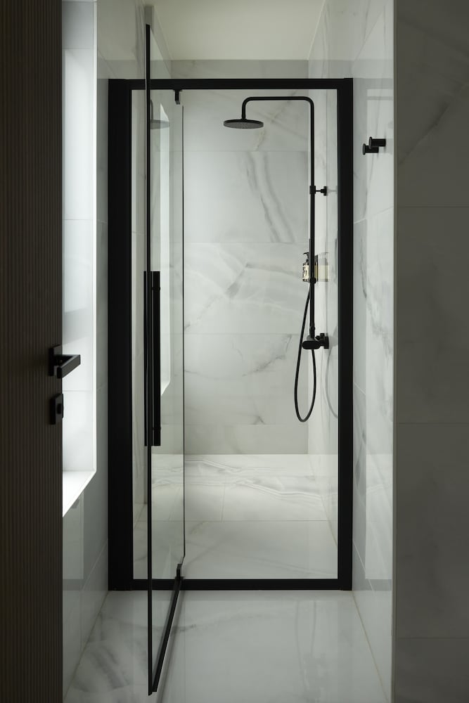 METROPOLIS, SUITE