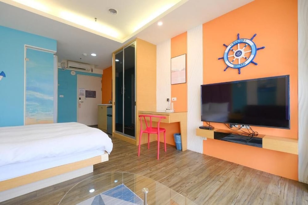 85 Asia Hotel 36/69