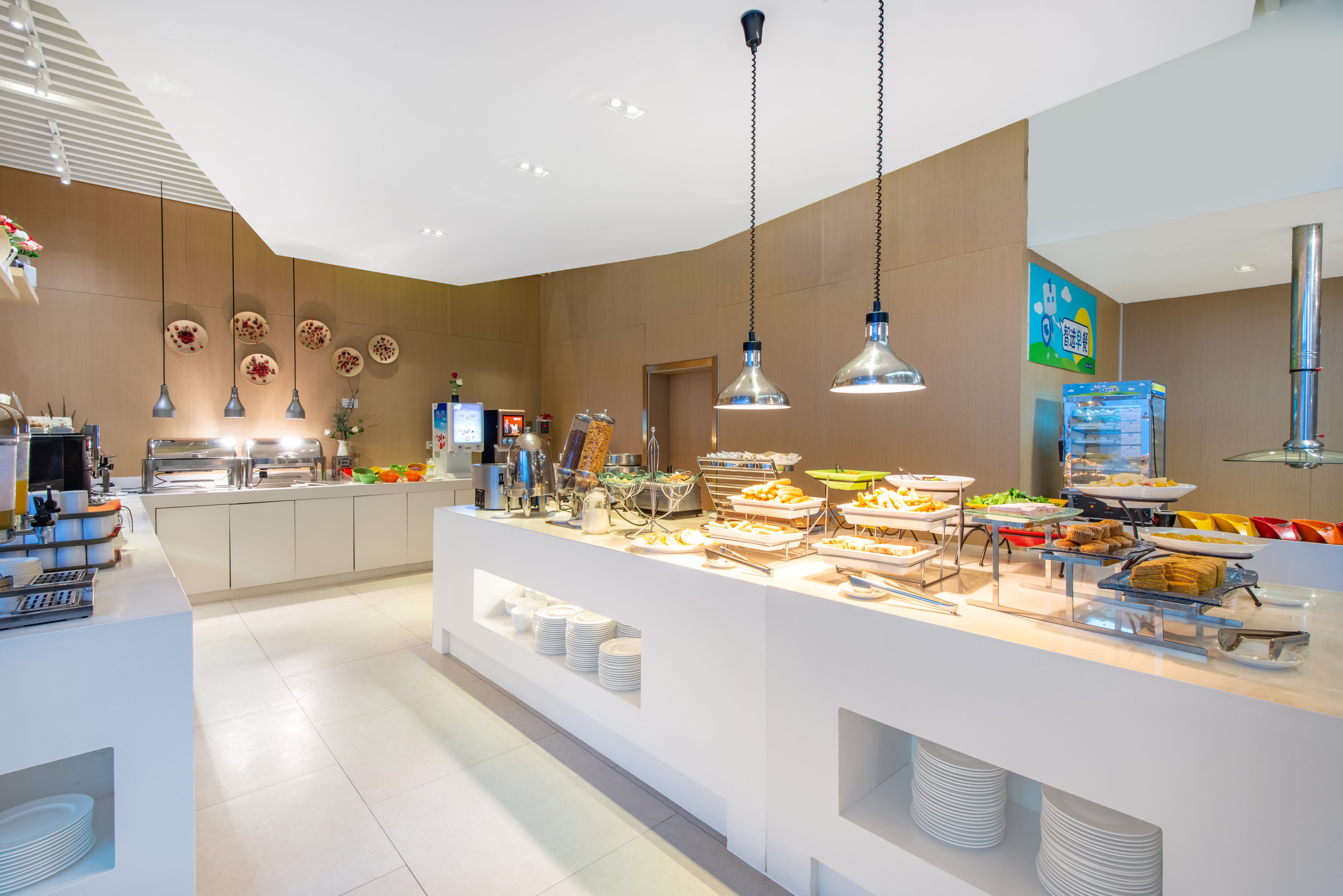 HOLIDAY INN EXPRESS JINAN HIGH-TECH ZONE 11/56