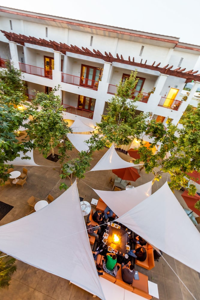 Hotel Casa 425 6/68