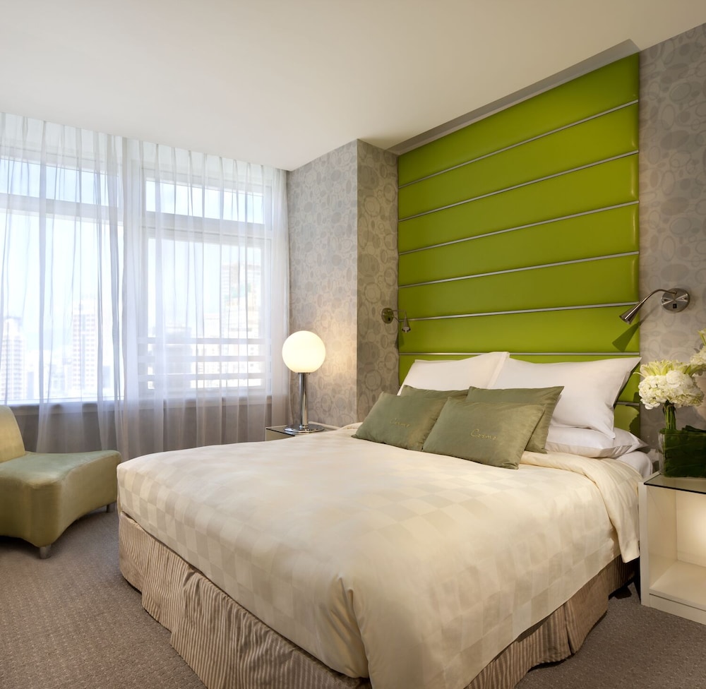 Cosmo Hotel Hong Kong by Dorsett 13/47