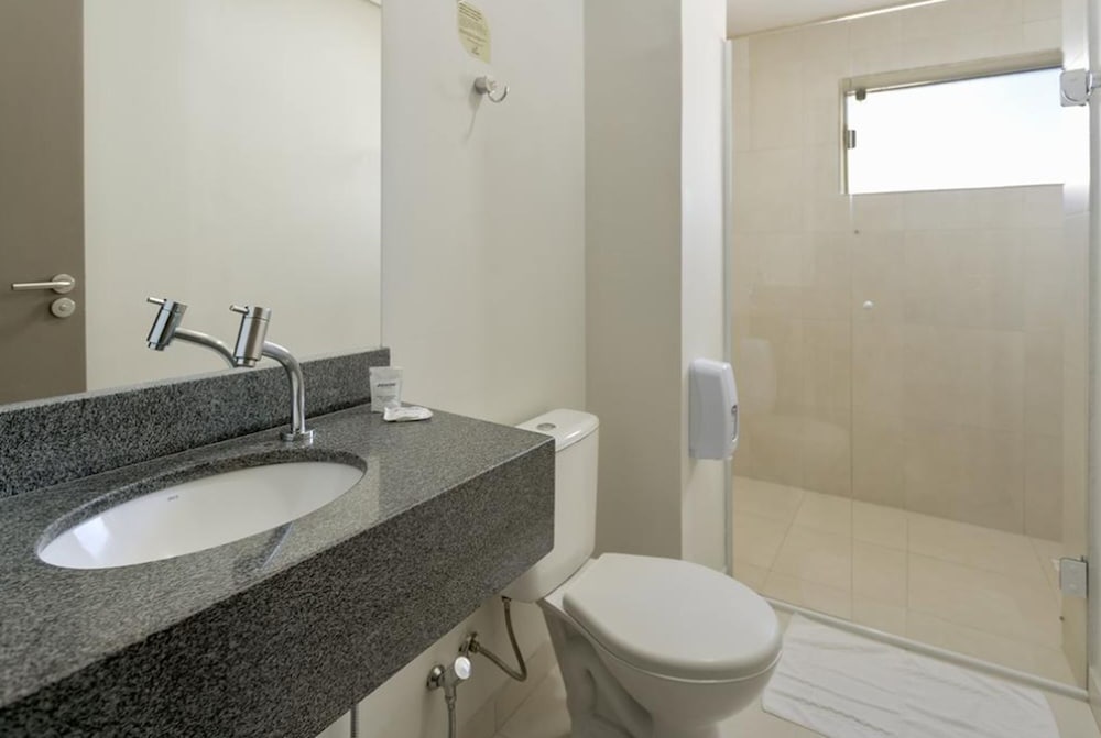 Valerim Itajai Hotel 16/48