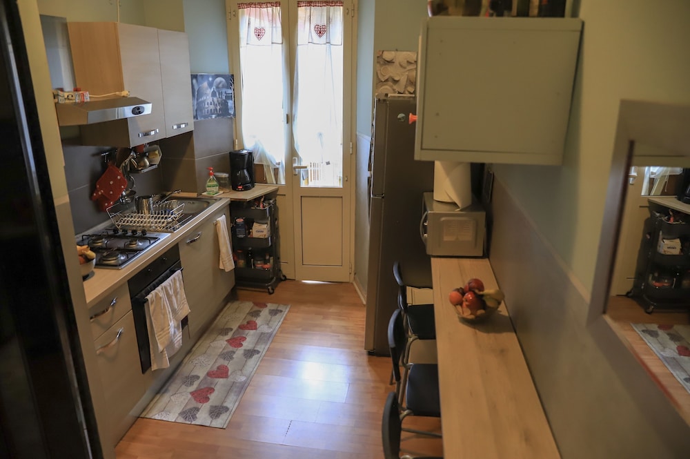 Roman Holidays Hostel 38/50