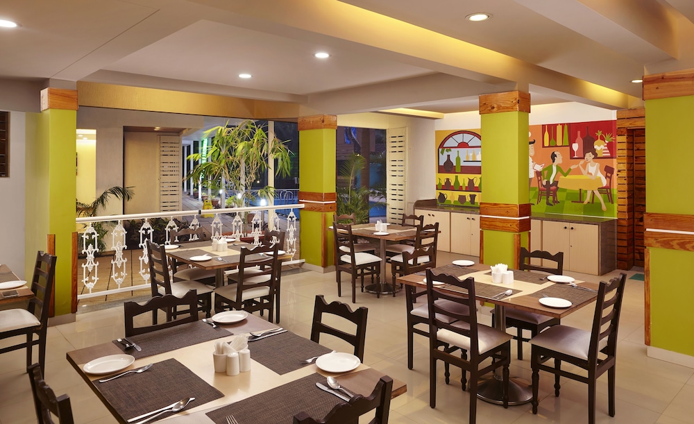 Red Fox Hotel Morjim 38/55