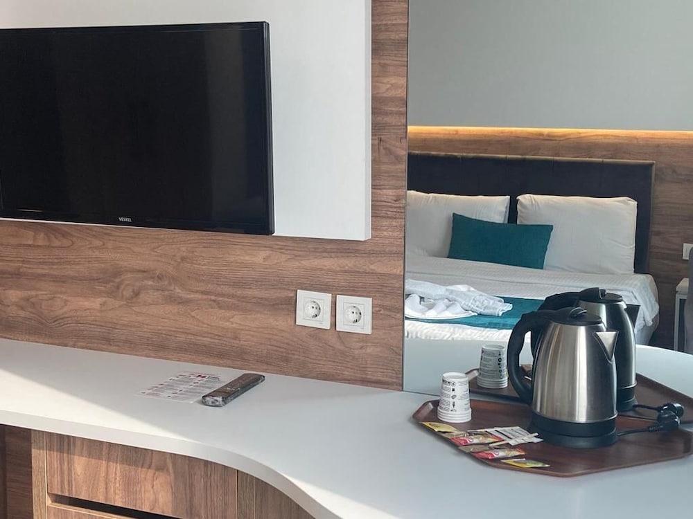 Bozoogullari Otel 24/24