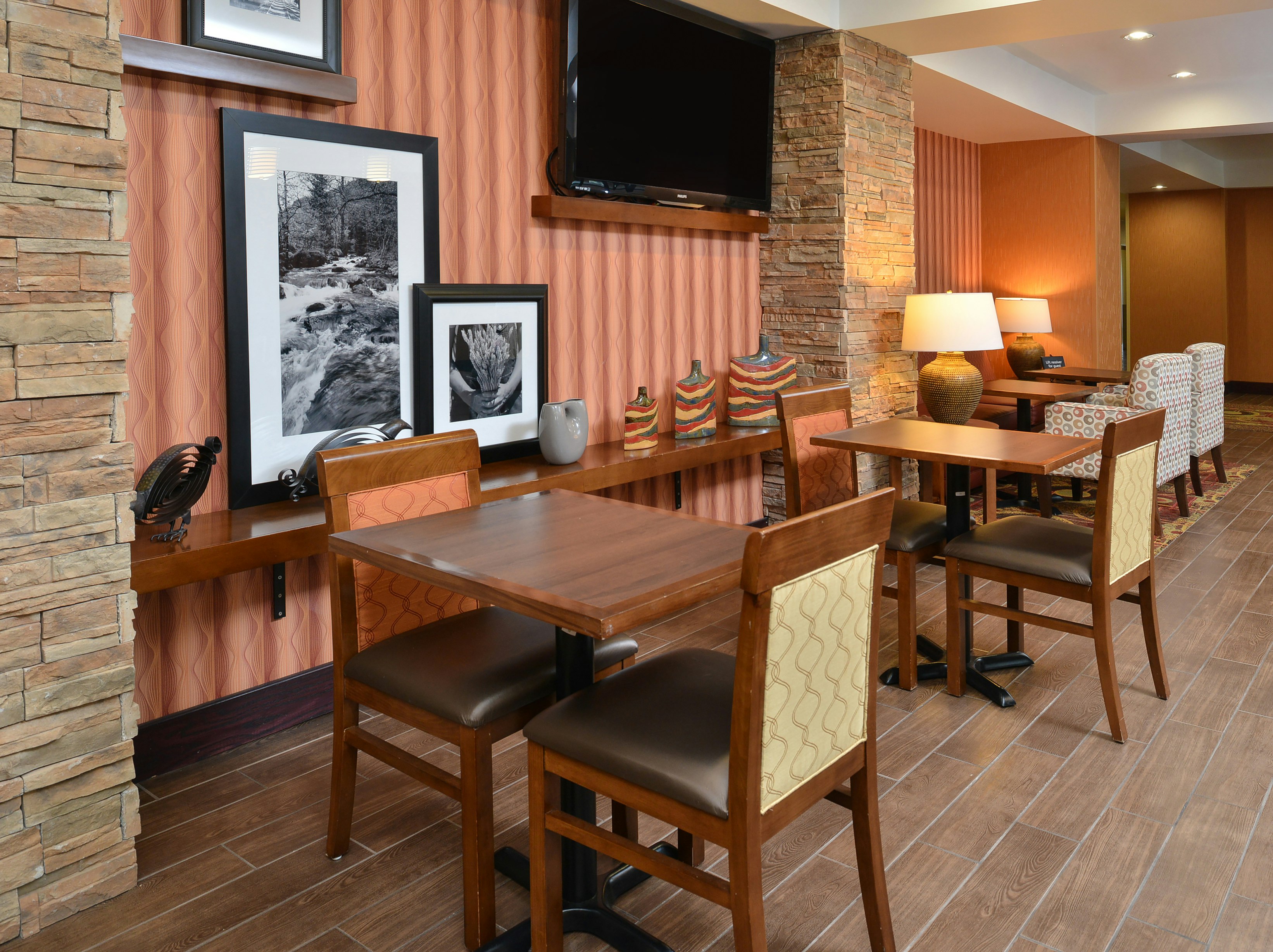 Hampton Inn Ottumwa 17/24