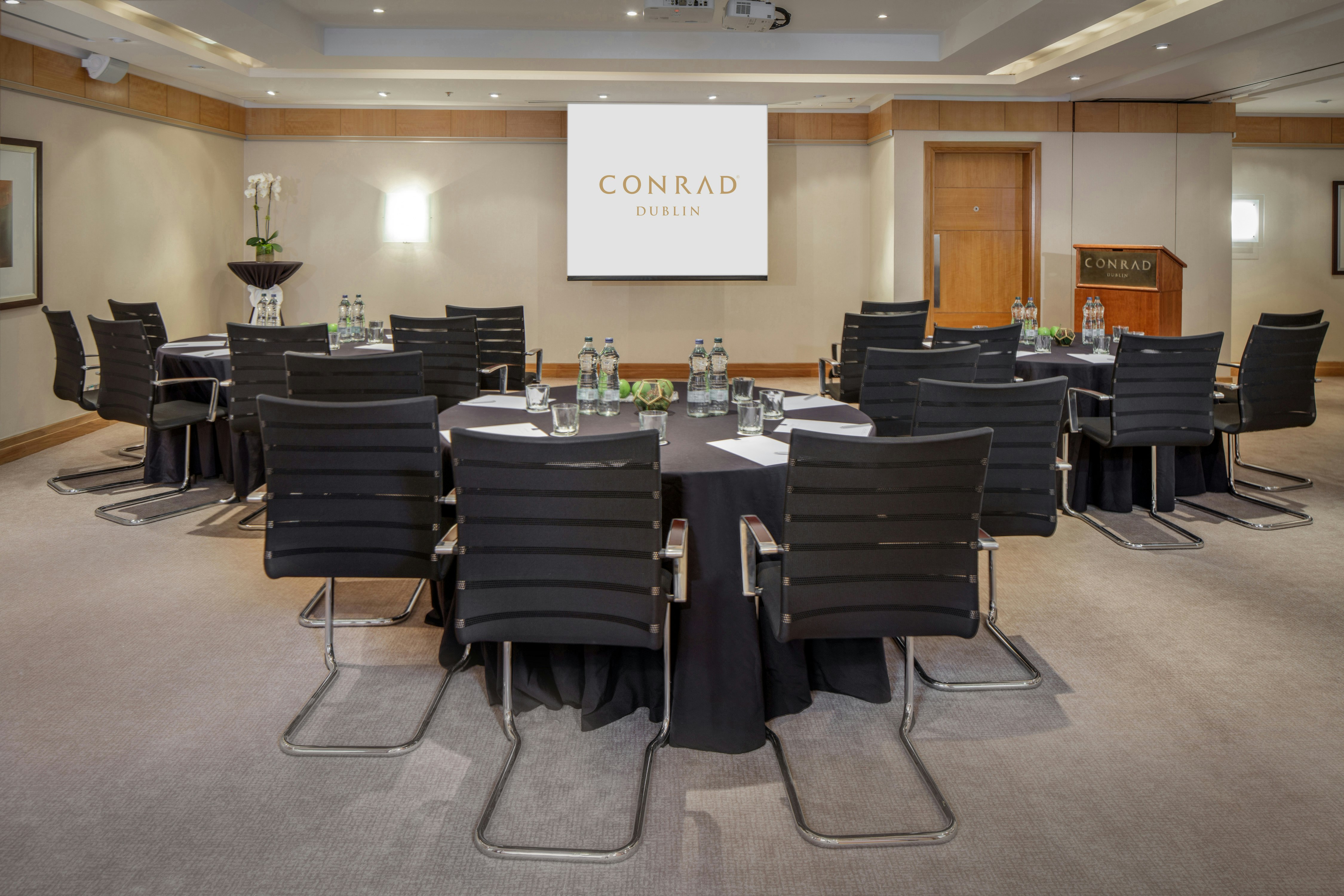 Conrad Dublin 74/82
