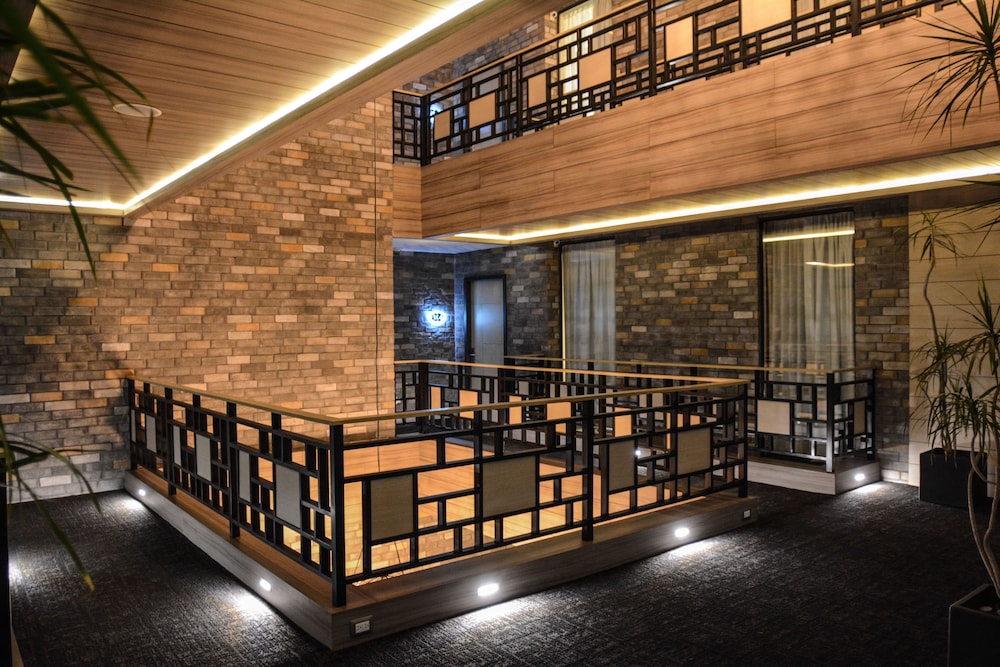 HOTEL PUNTO MX 68/80