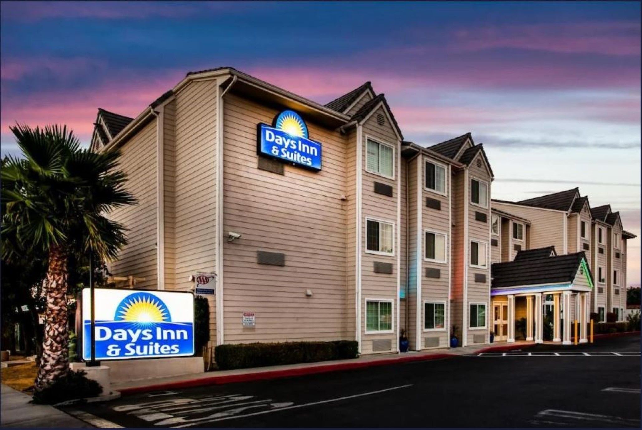Days Inn & Suites by Wyndham Antioch 1/24
