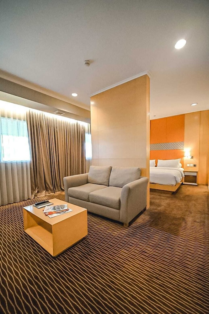 All Sedayu Hotel Kelapa Gading 42/65