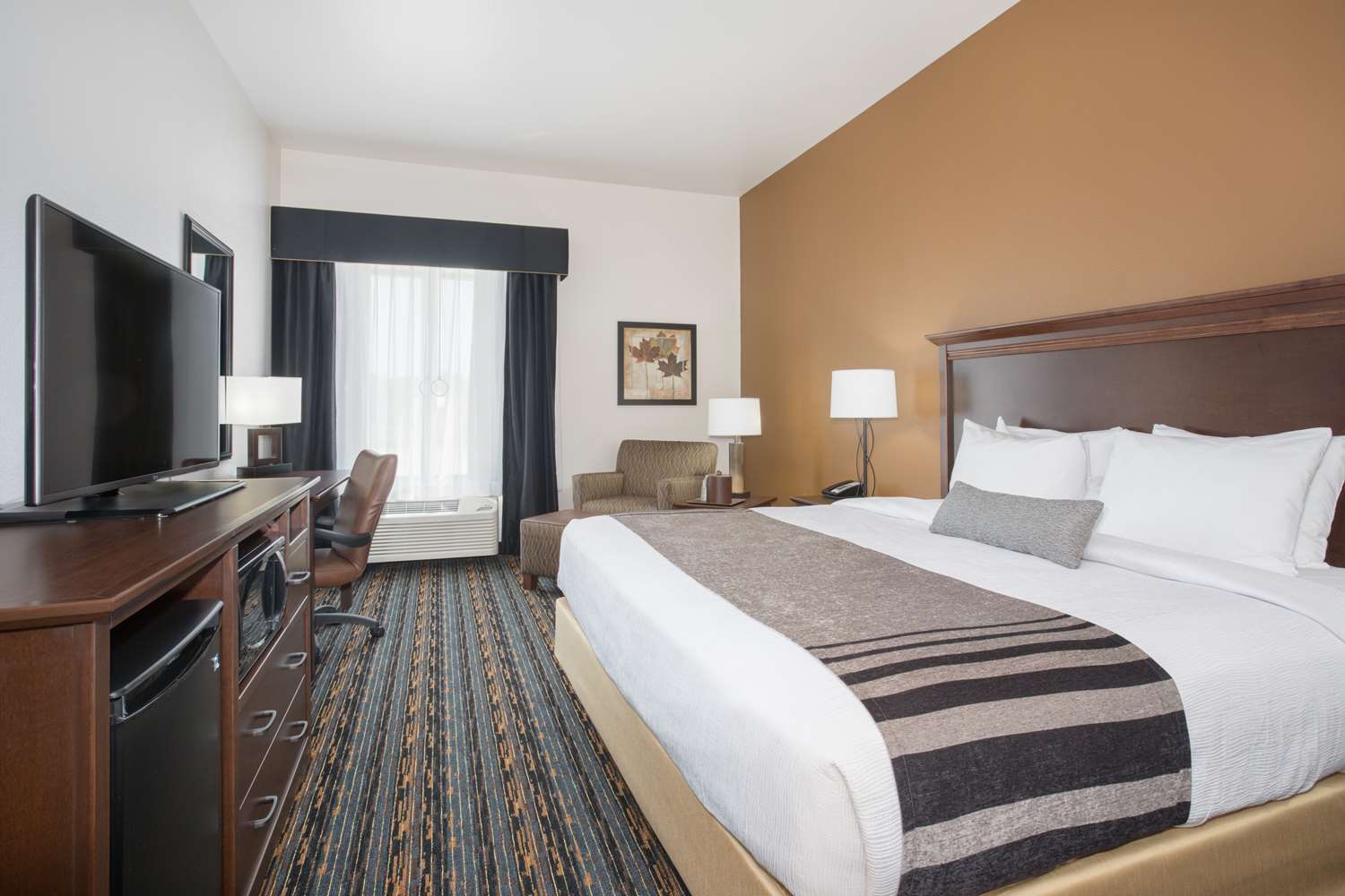 Best Western Plus Lincoln Inn & Suites 6/26