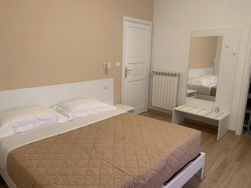 Romana Guest House 3/10