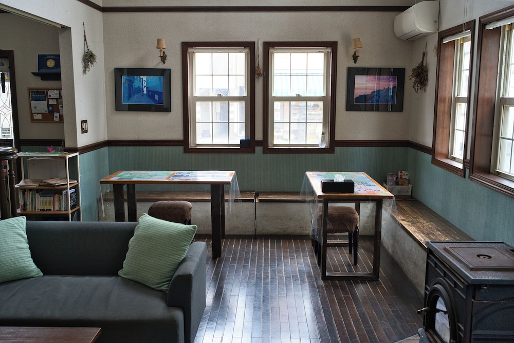 Iza Kamakura Guest House & Bar 41/65