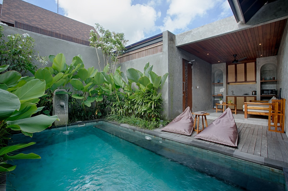 TAMAN DHARMAWANGSA SUITES 27/50