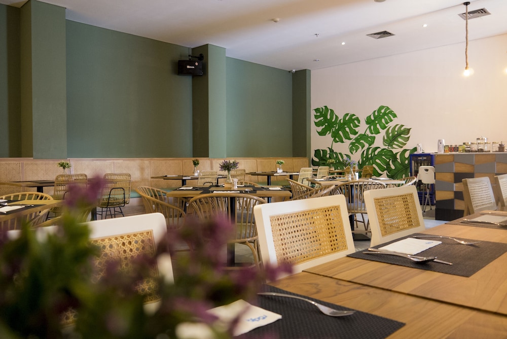 Radja Art And Boutique Hotel Semarang 48/66