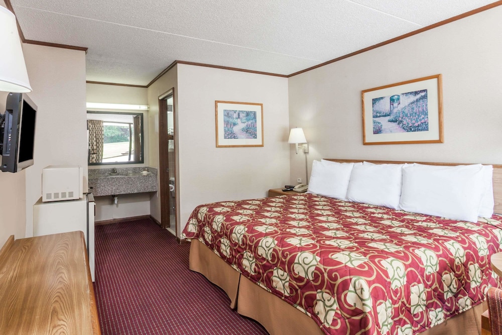 Serenity Inn Sweetwater 6/20