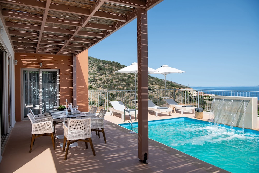 Pleiades Luxurious Villas 23/48