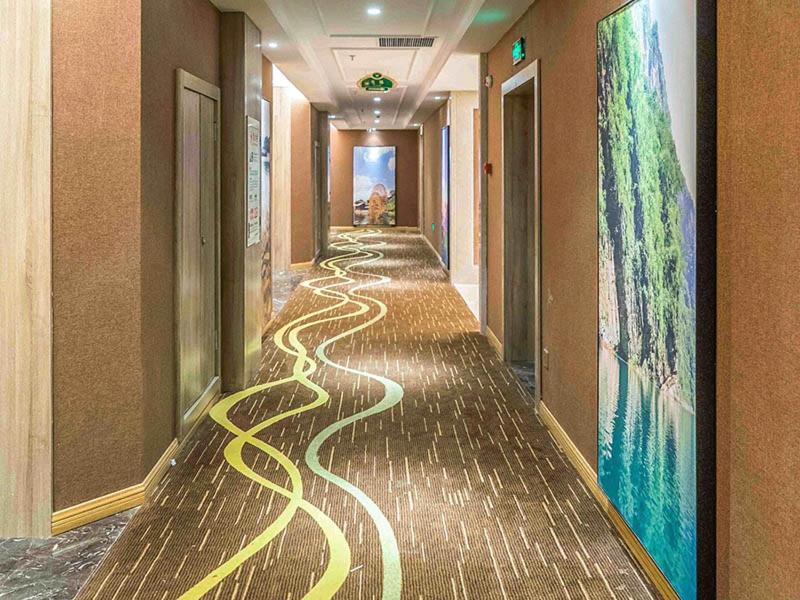 Vienna International Hotel (Chongqing Yijiaba) 12/17