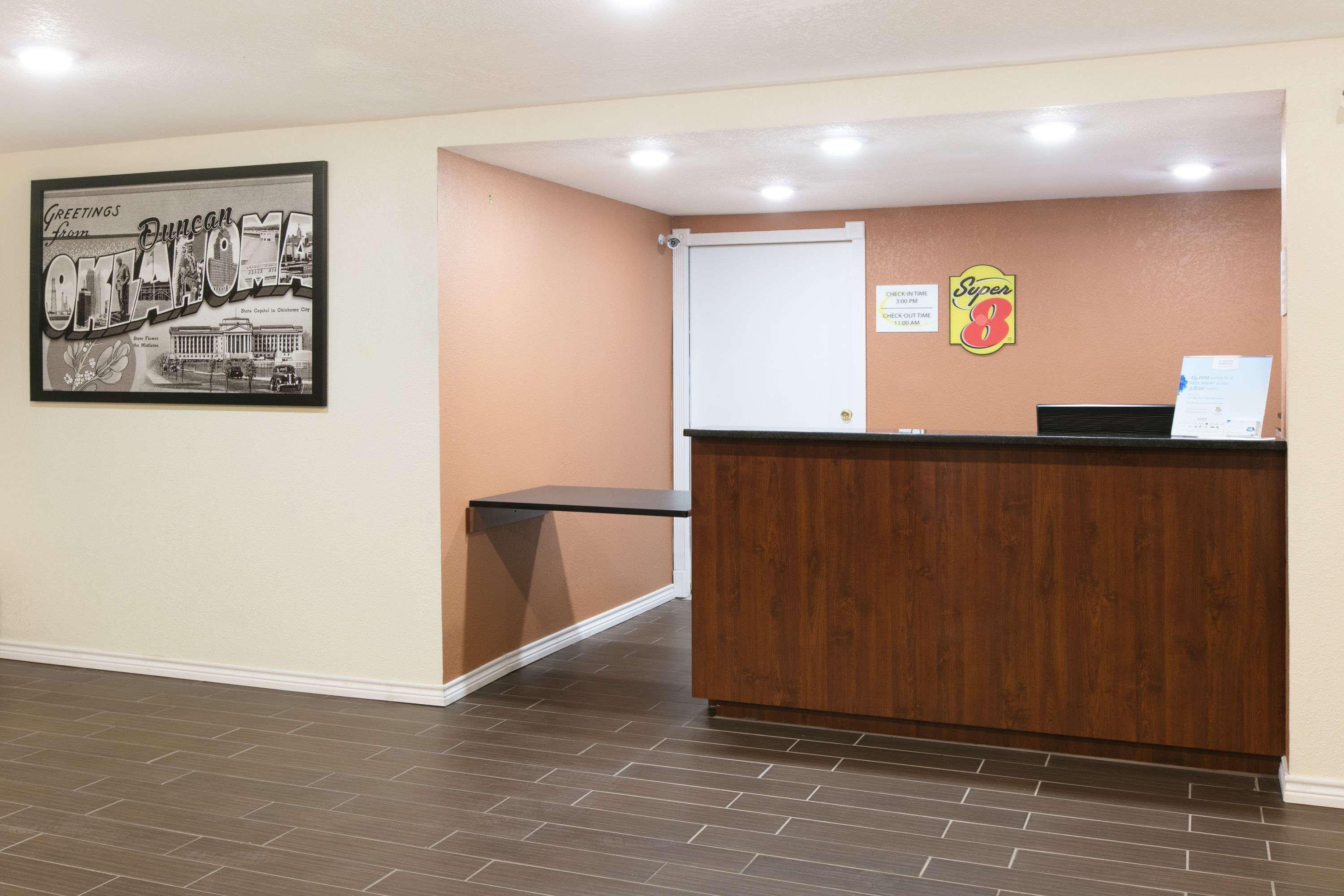 Super 8 by Wyndham Duncan, OK 4/22