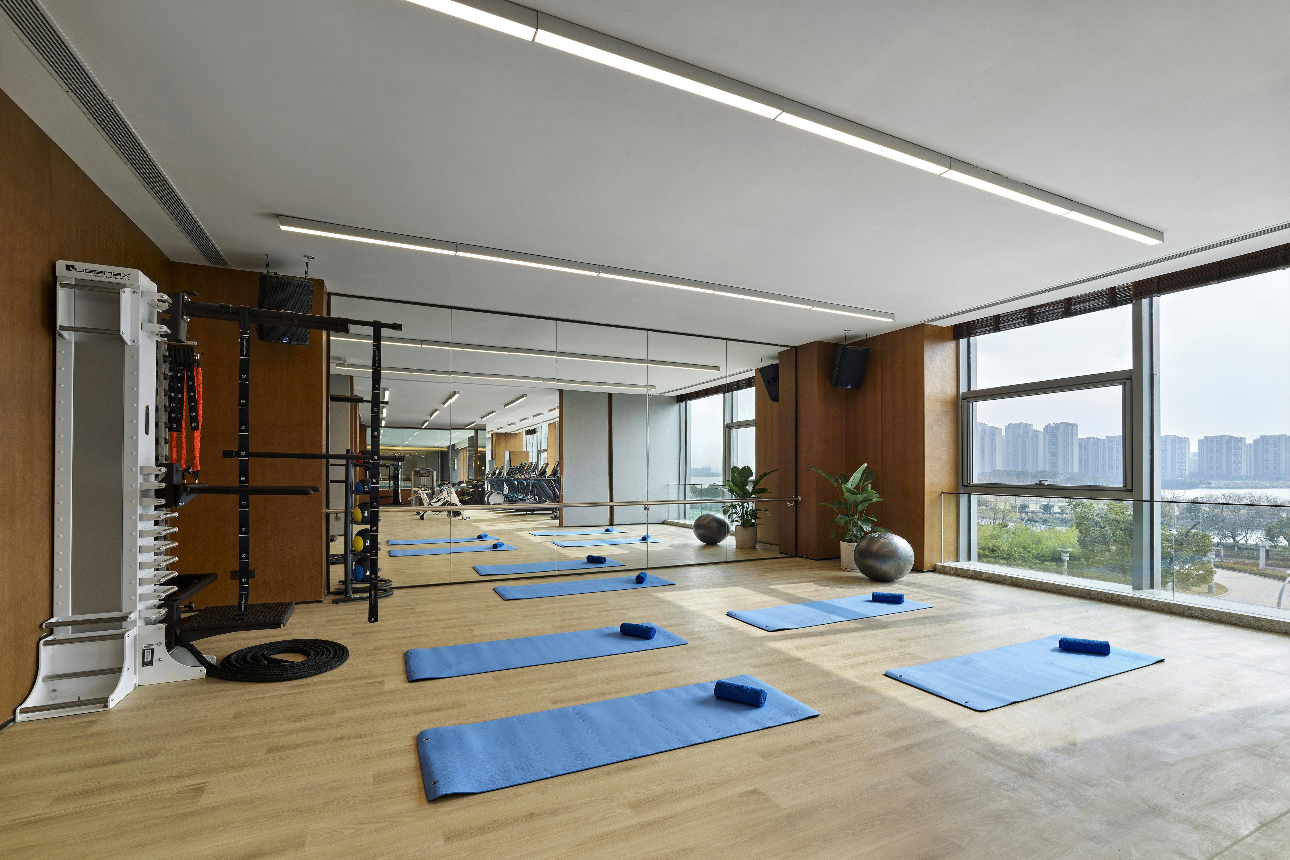 Hilton Suzhou Yinshan Lake 23/72