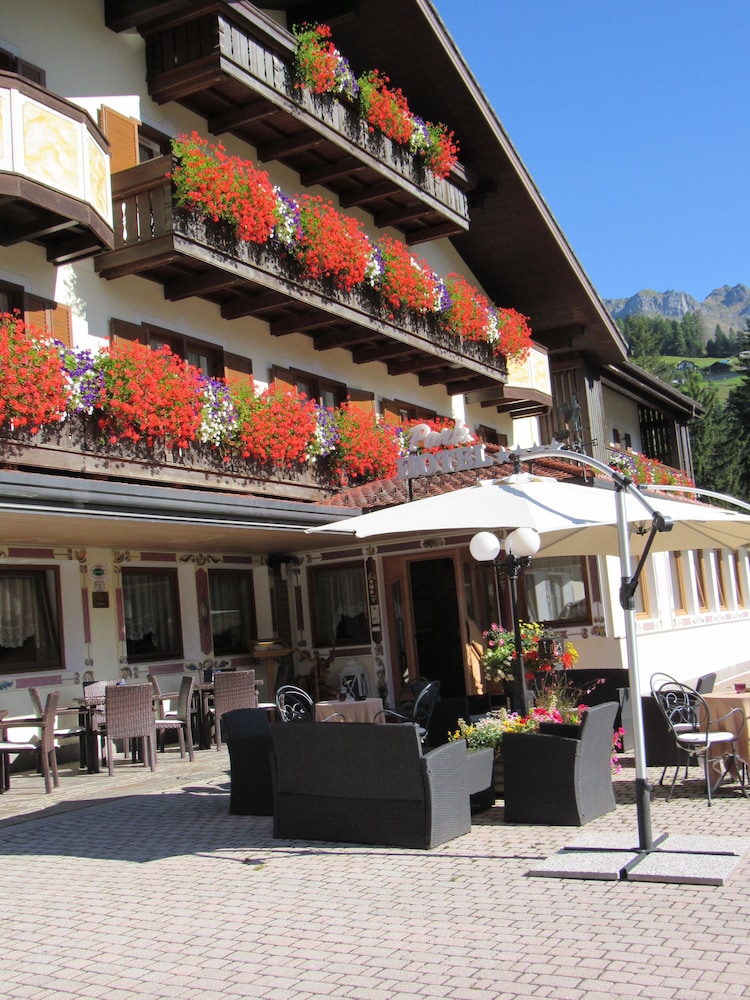 Park Hotel Arnica 3/50