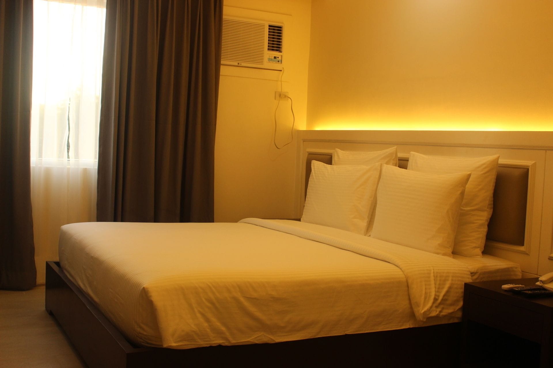 2 BEDROOMS, SUITE, MEADOWS VIEW