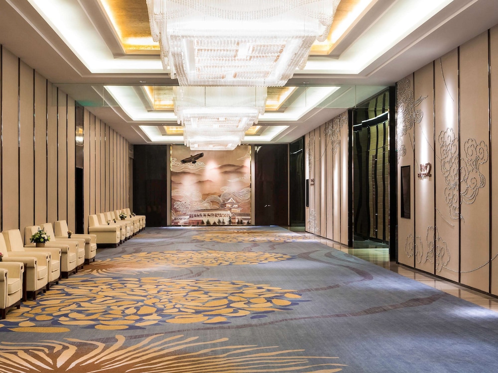 Pullman Weifang 34/78