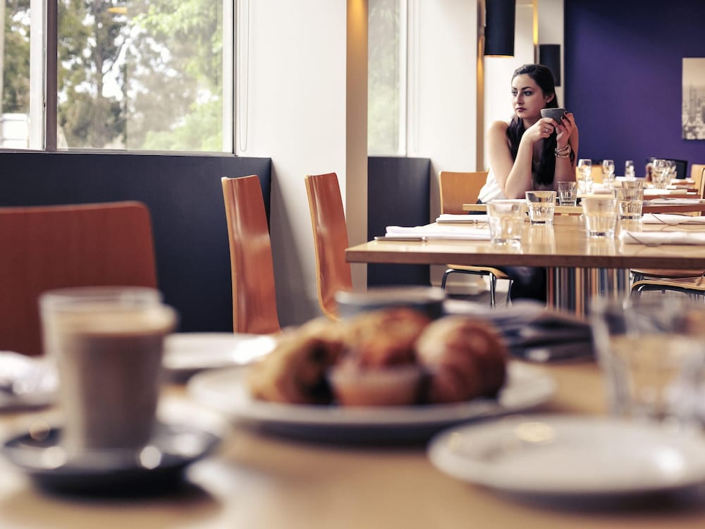 Mercure North Melbourne 44/63