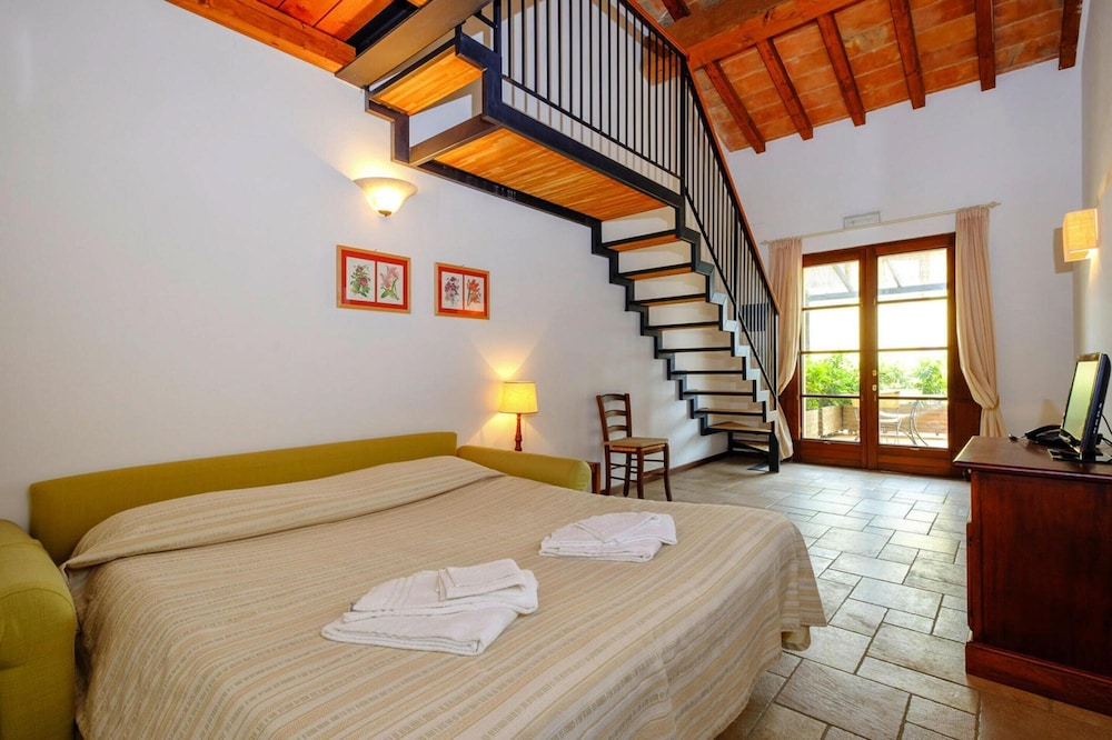 Poggio all Agnello Sport and Active Holidays 3/50