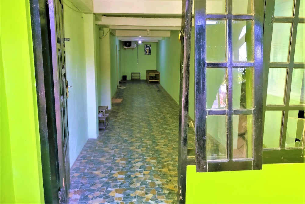 Gandrung City Hostel 64/68
