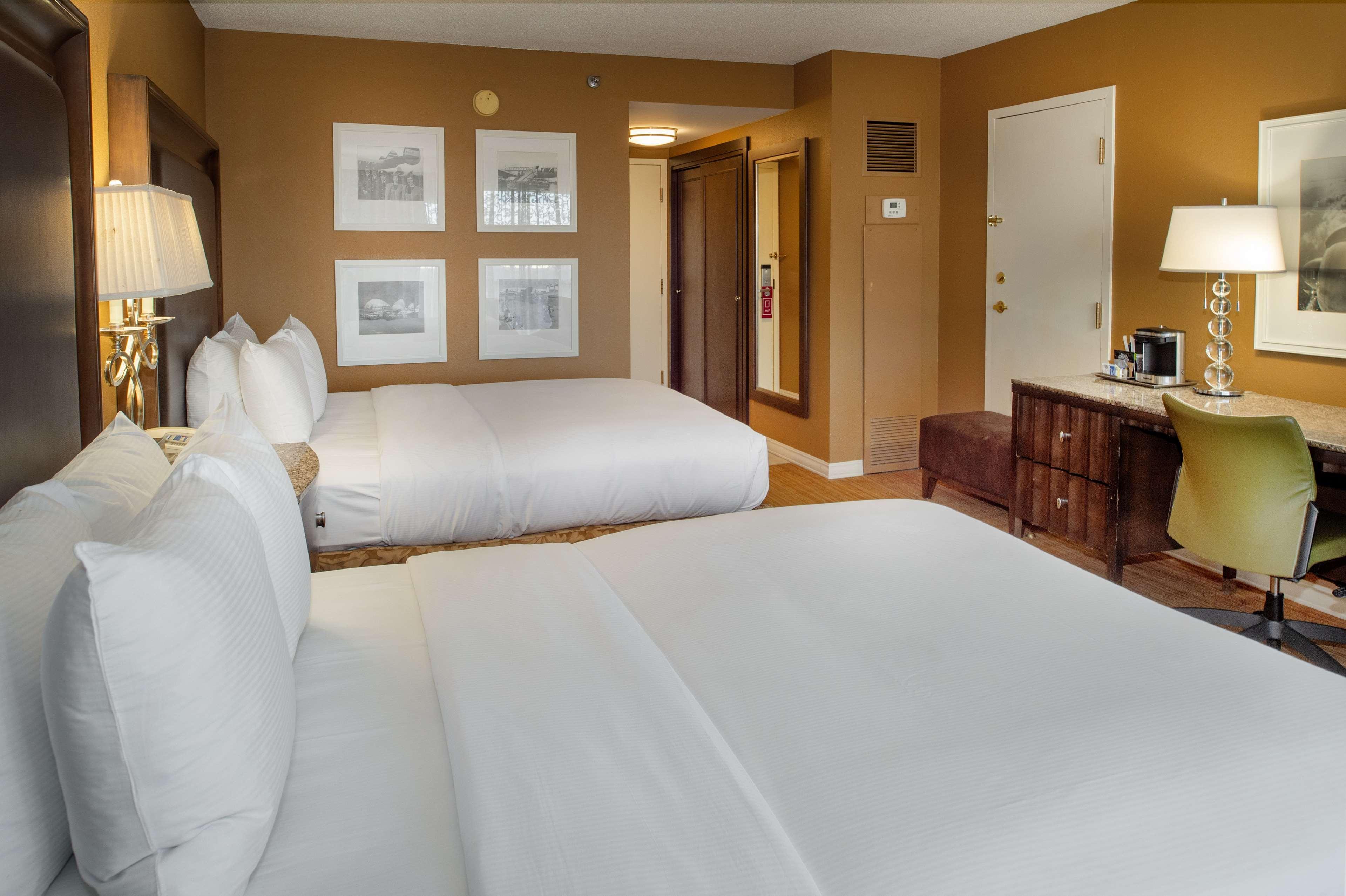 Room, 2 Queen Beds