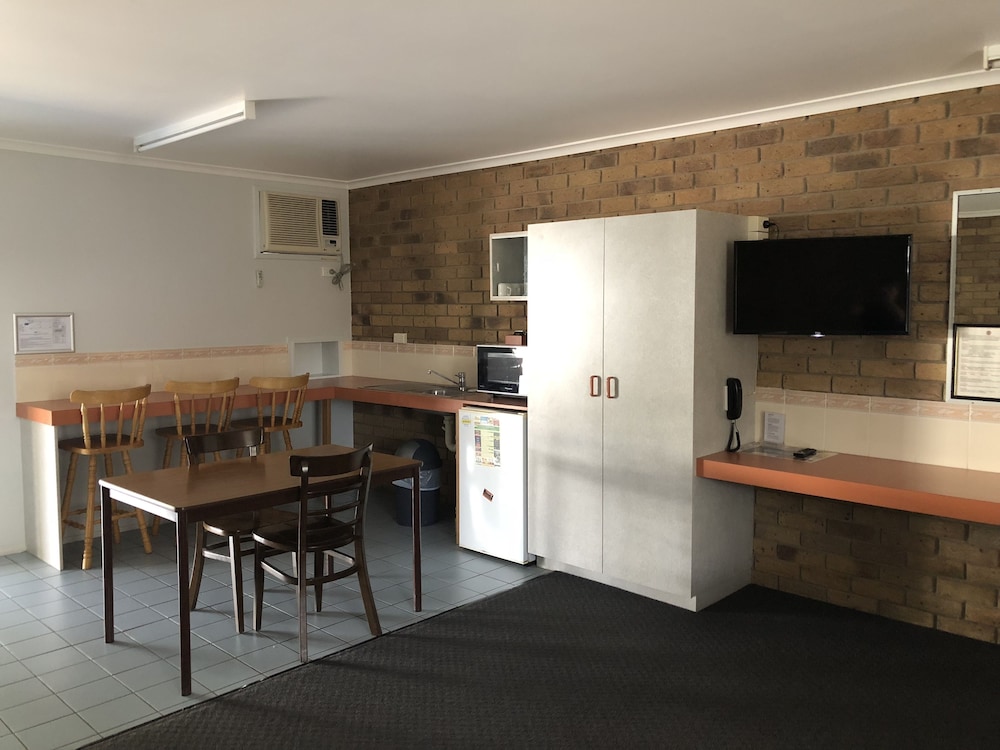 True Blue Motor Inn 24/32