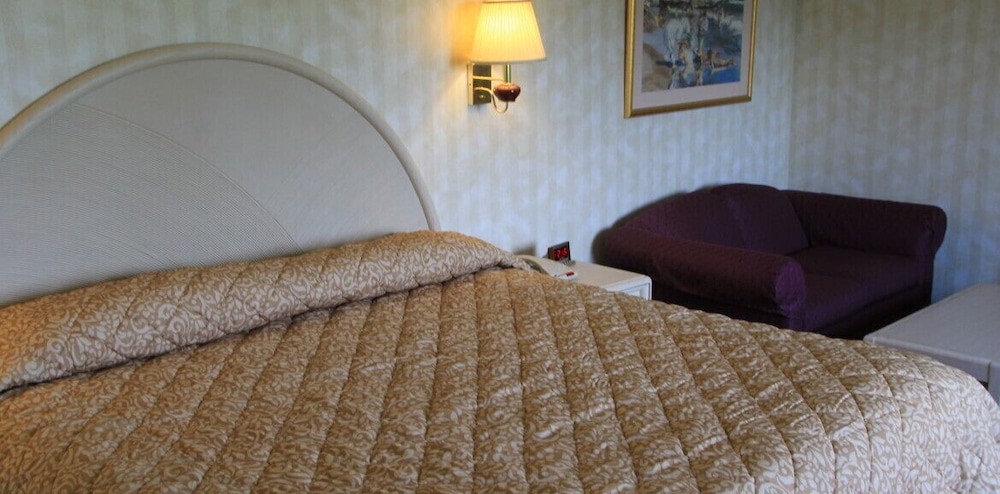 Winnapaug Inn 30/54