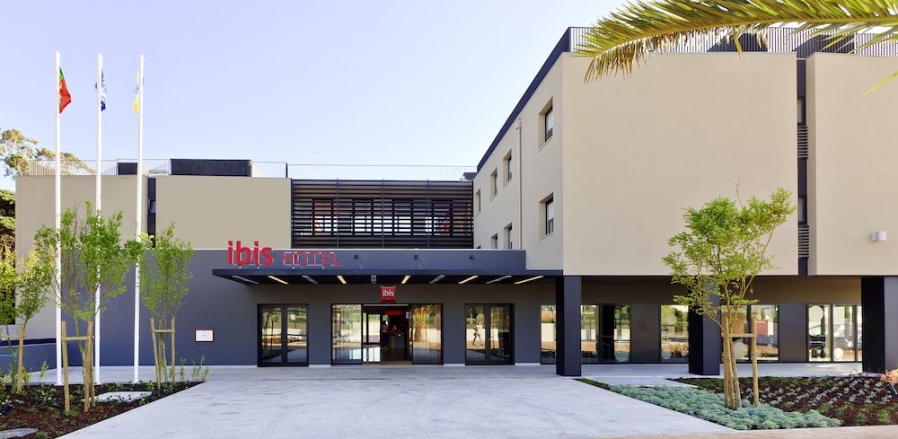 Ibis Lisboa Sintra 7/75