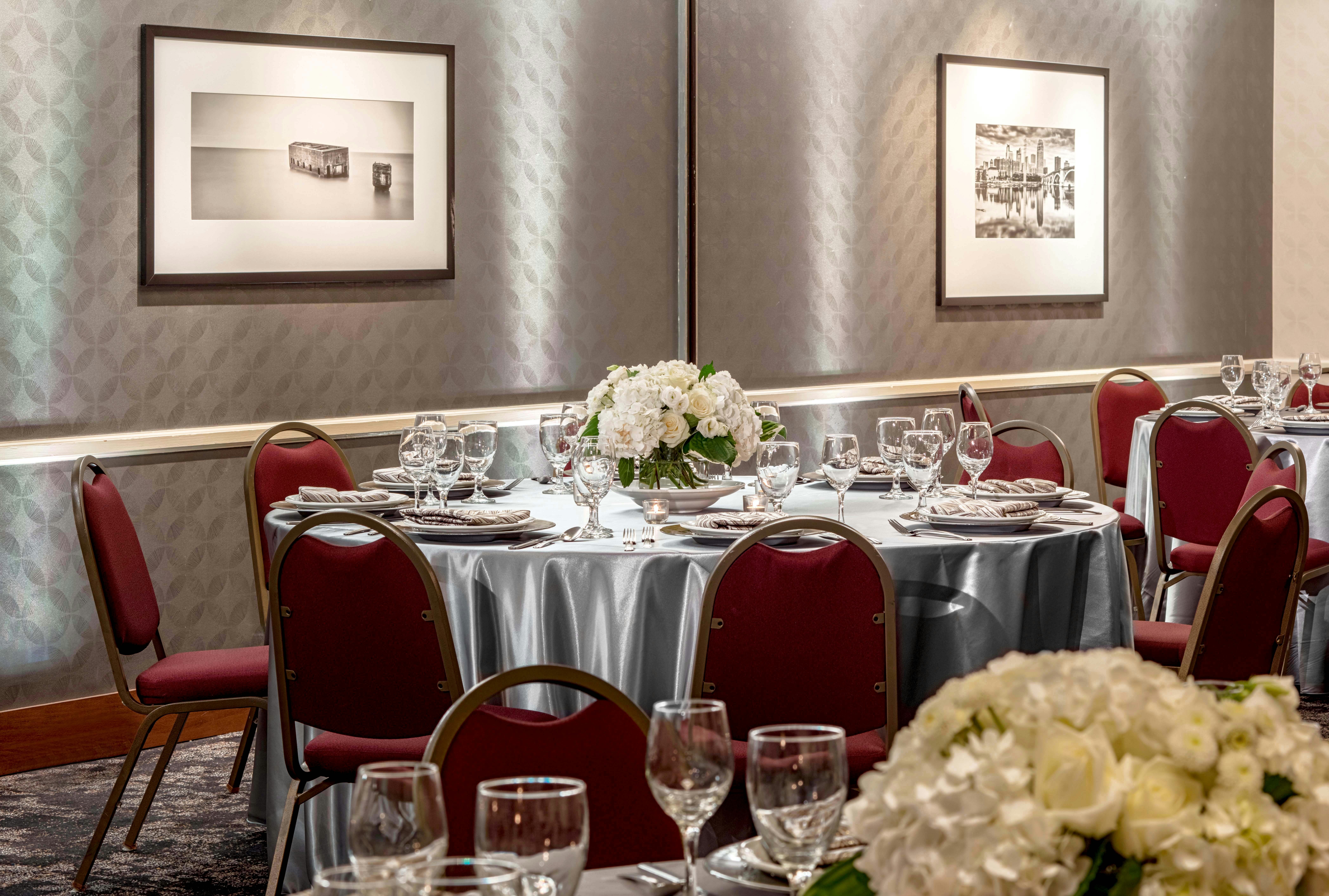 DoubleTree Suites by Hilton Minneapolis Downtown 43/50