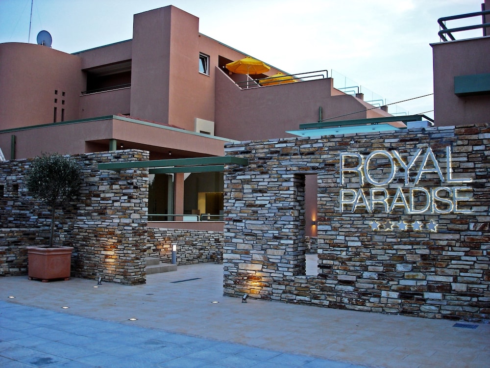 Royal Paradise Beach Resort And Spa 2/50