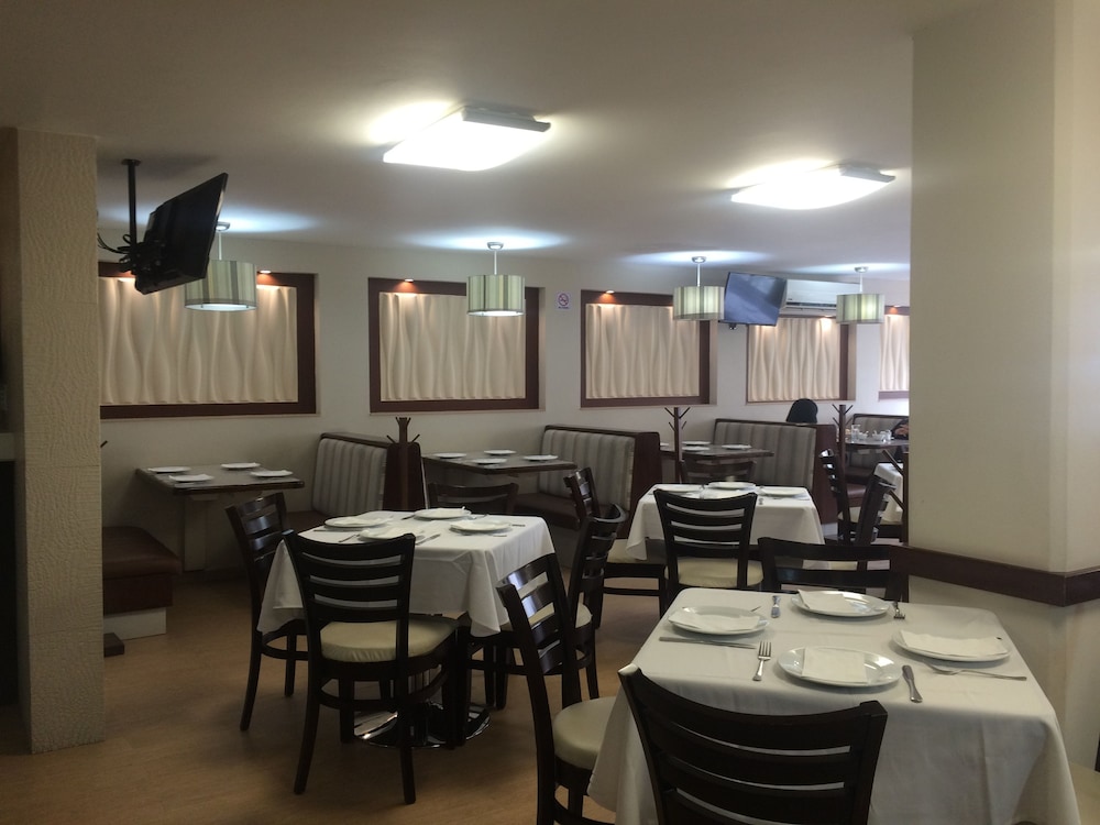 Castropol Hotel 34/43