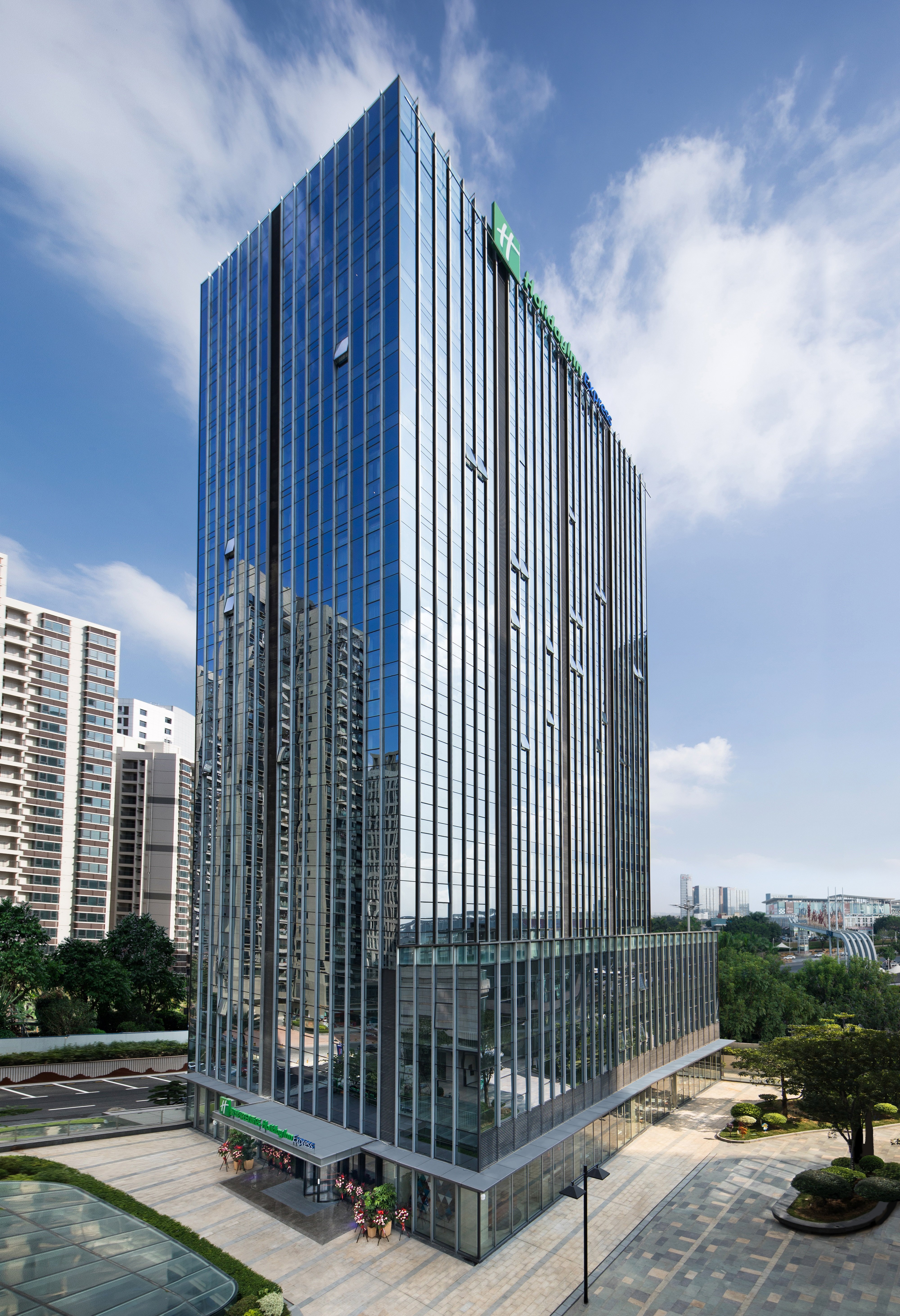 Holiday Inn Express Shenzhen Haiyuan City 7/45
