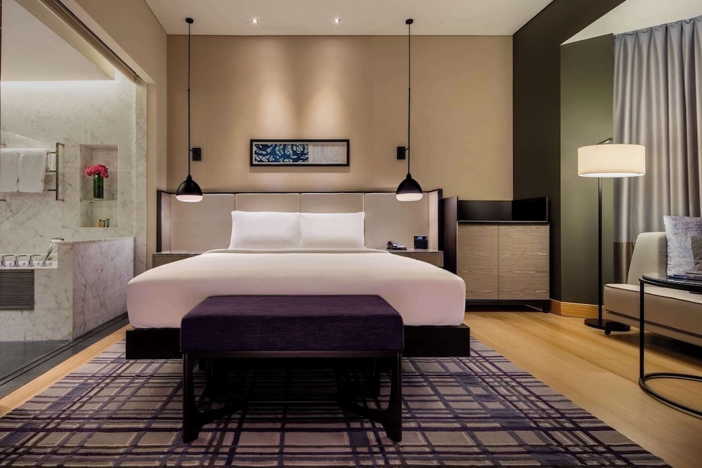 Deluxe, City View, Hilton Kuala Lumpur 4/7