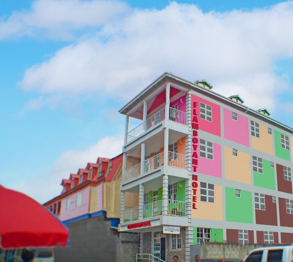 La Flamboyant Hotel 2/50