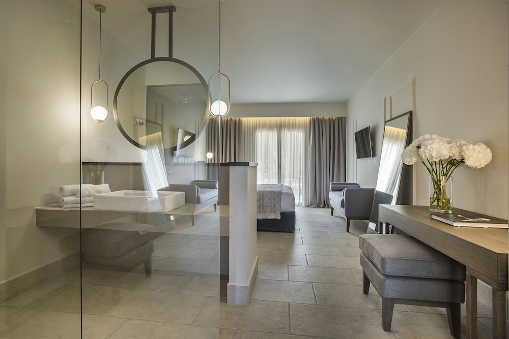 Thalassa Boutique Hotel 57/77