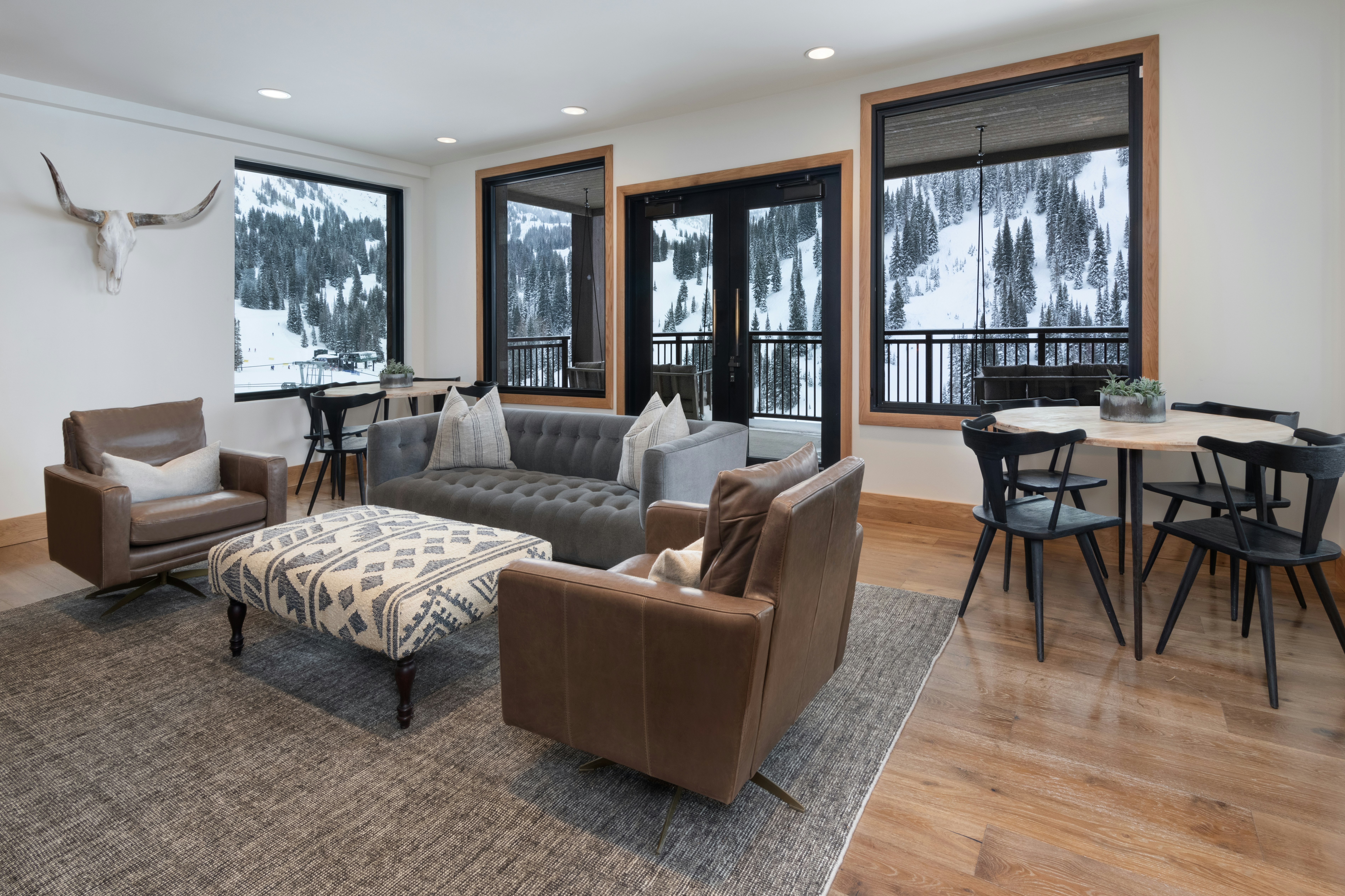 The Snowpine Lodge 30/50