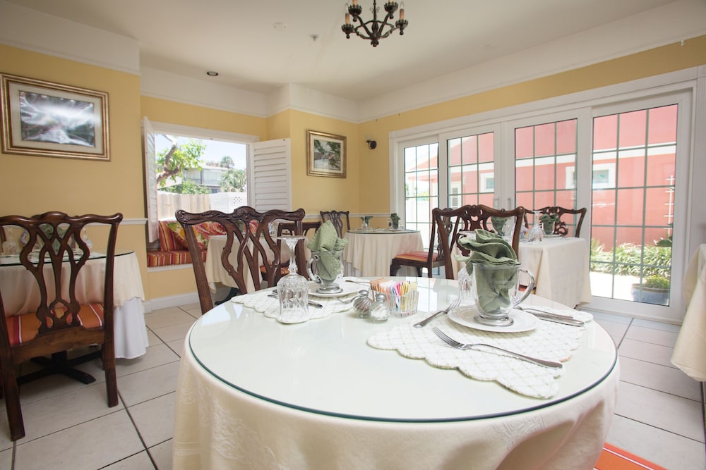 Windemere Inn By The Sea 29/50