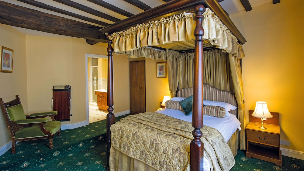 Prince Rupert Hotel 23/44